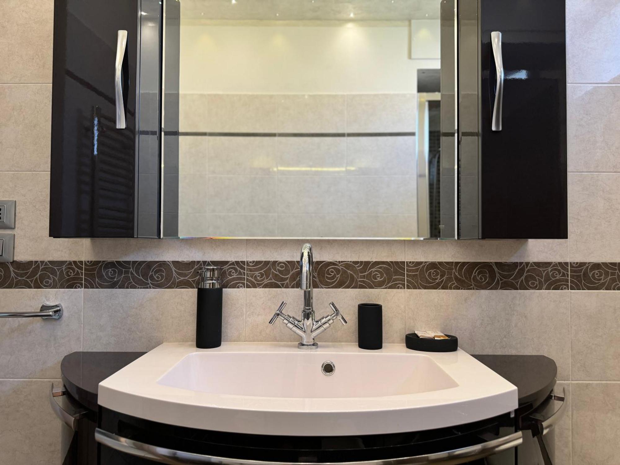 Family Stylish Apartment Норчія Екстер'єр фото