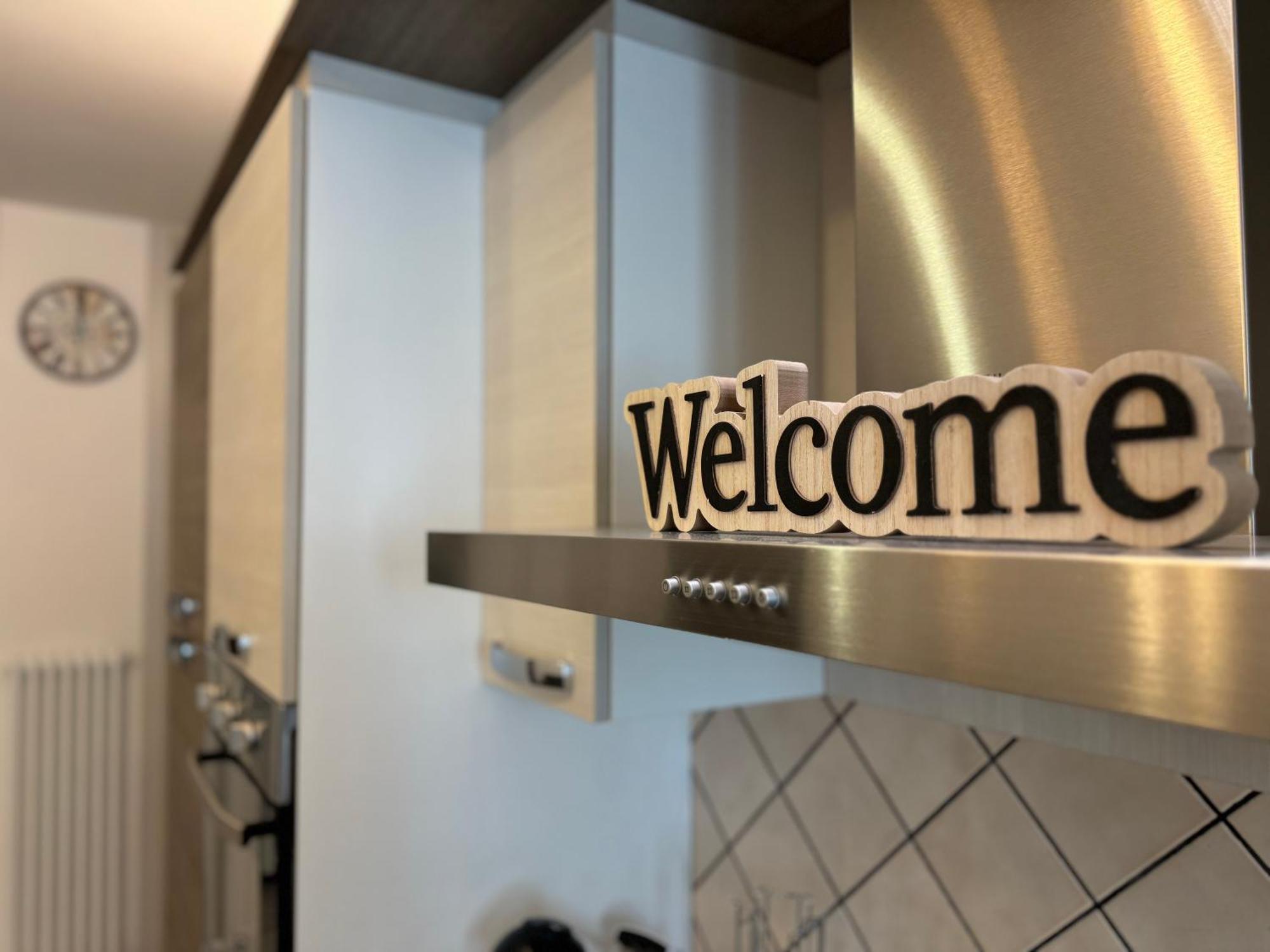Family Stylish Apartment Норчія Екстер'єр фото